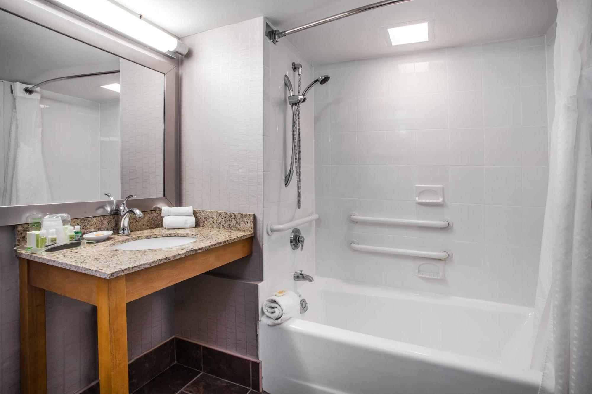 Holiday Inn Saratoga Springs By Ihg Phòng bức ảnh