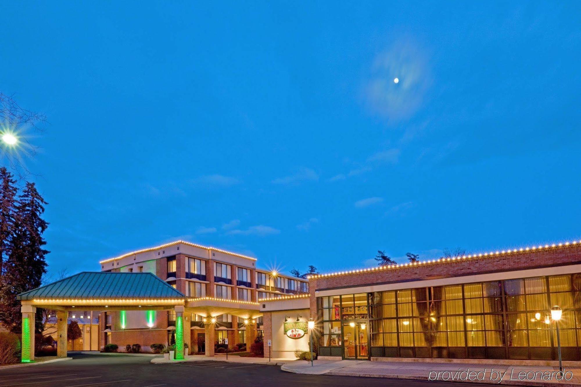 Holiday Inn Saratoga Springs By Ihg Ngoại thất bức ảnh